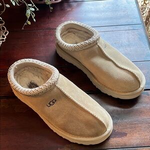 UGG Beige Suede Slip-Ons (read description)